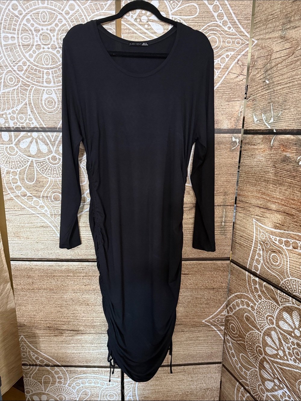 Black Tape_ Black Long-Sleeve Ruched Drawstring Midi Dress